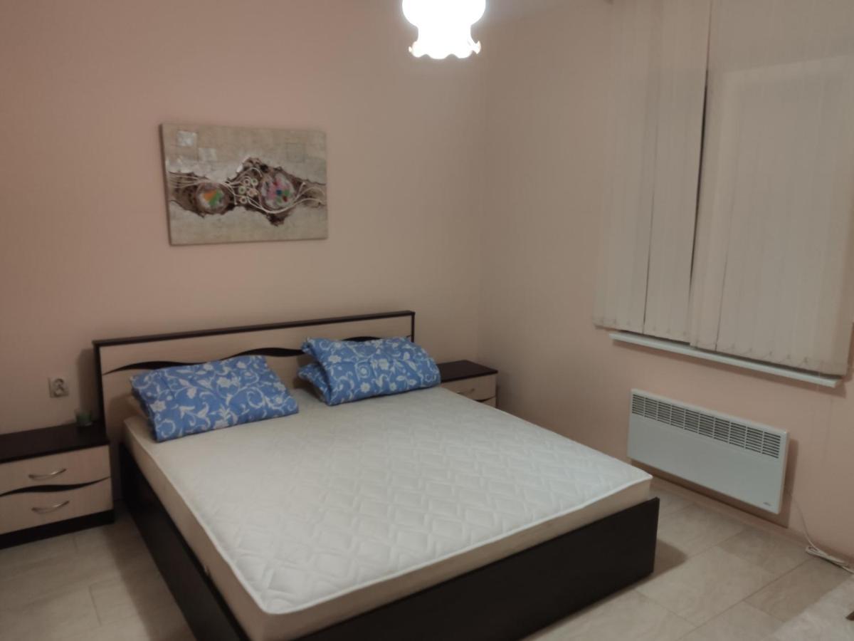 Apartment Lazur Karlovo 8 Street Free Parking Burgas Exterior photo